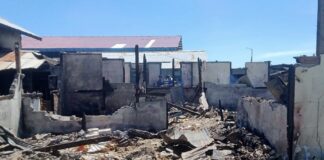 Kebakaran di Pasar Fogi-Sanana, Warga Sayangkan Pihak Pemda Sula Yang Hanya Turunkan 1 Unit Mobil Damkar