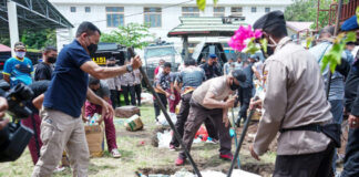 Ribuan Botol Miras Dimusnahkan Polda Malut