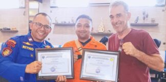 2 WNA Asal Jerman Dapat Penghargaan Dari SAR