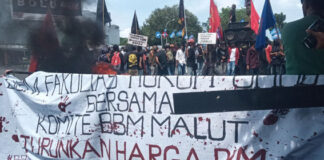 BEM FISIP UMMU Ternate Bersama Komite BBM Malut Kembali Gelar Aksi