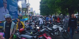 Badan Jalan Digunakan Untuk Lahan Parkir, Ini Tanggapan Praktisi Hukum