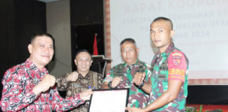 Bantu Tekan Angka Stunting, Babinsa ini Terima Penghargaan