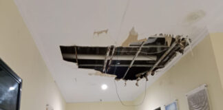 Kondisi Kantor Kemenag Kota Ternate Memprihatinkan, Plafon Lantai Dua Ambruk