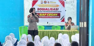 Polres Ternate Sosialisasikan ABH ke Pelajar Lewat Program Polisi Go To School