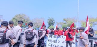 LMND Ternate Desak Pemkot Wujudkan Pendidikan Gratis, Kadisdik: Kami Sepakat, Tapi Keterbatasan Anggaran Akibat Efisiensi